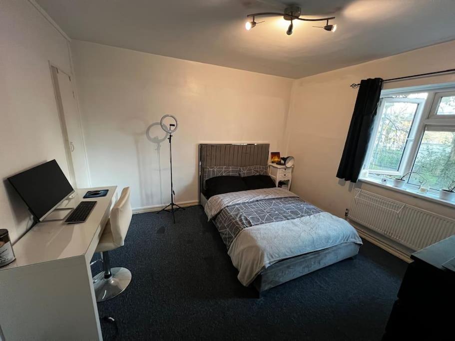 1-Bed Flat With Fast Wi-Fi In Prime Location 15Mins From Central Londres Exterior foto